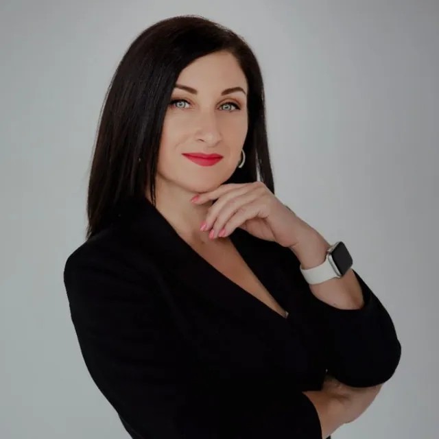 Надежда Литвинова — психолог, специалист по EMDR